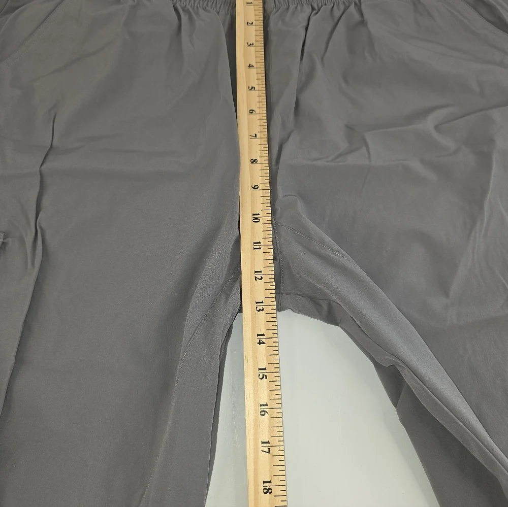 Vayager Women's Gray Cargo Hiking Capri Cropped Pants Size XXXL I-1632
